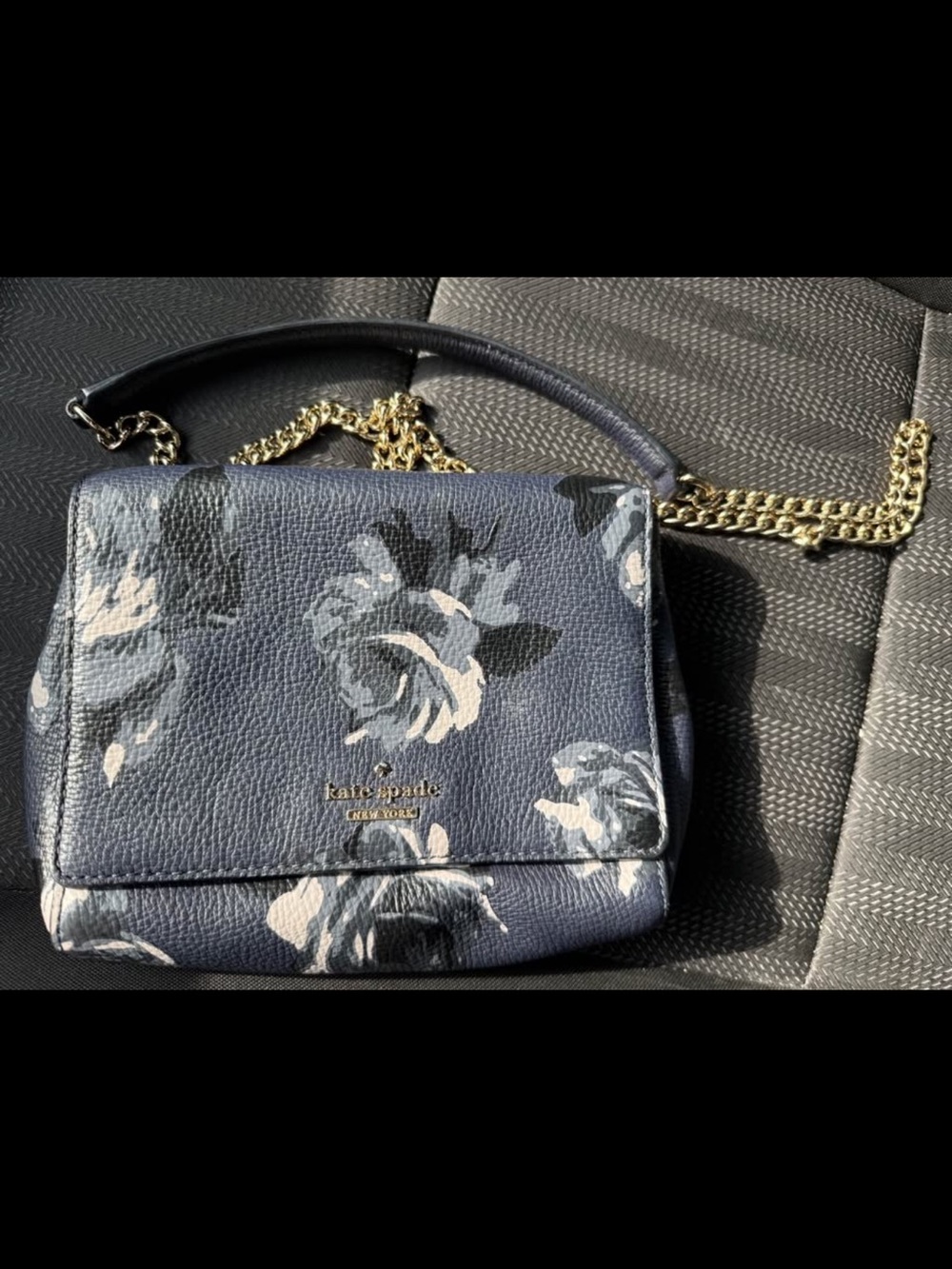 kate spade navy floral crossbody with gold chain
